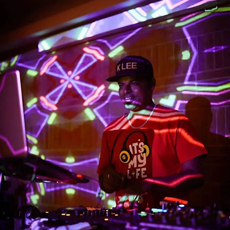 DJ K LEE